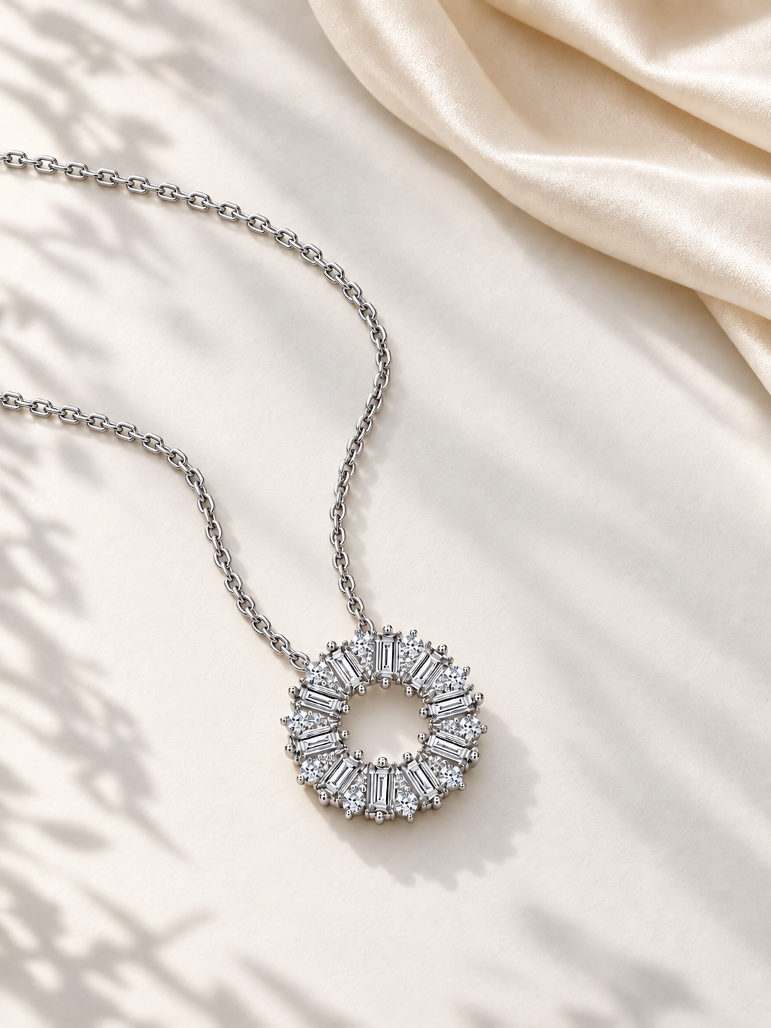 Pandantiv Circular Silver cu Moissanite 6A