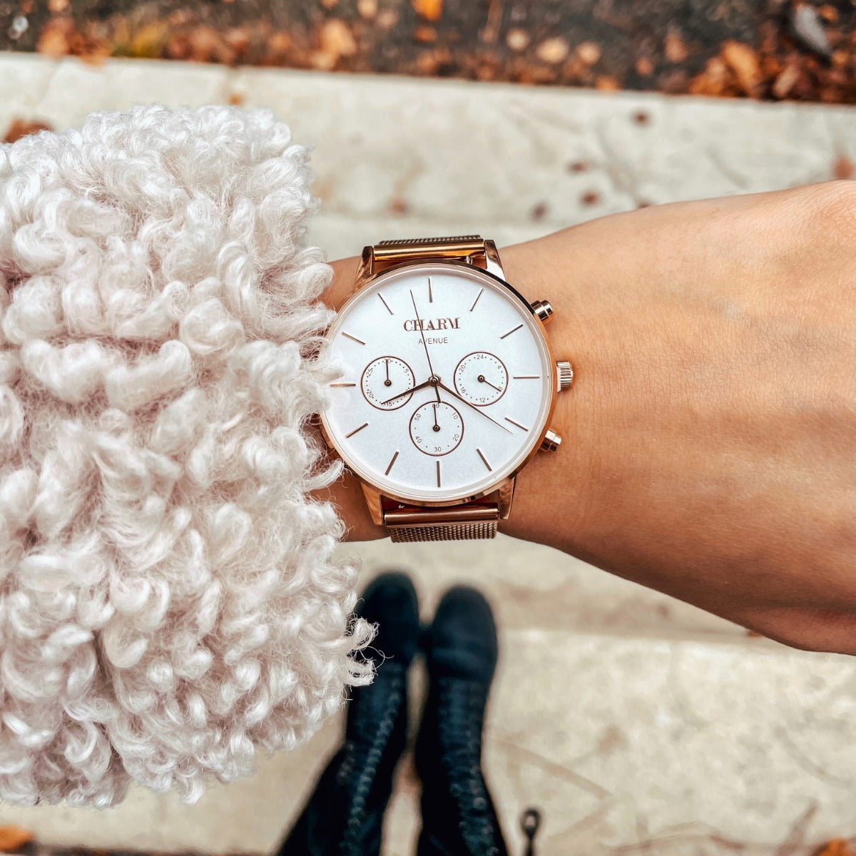 Set Cadou : Ceas Avenue Victoriei Rose Gold + Curea de piele Neagra